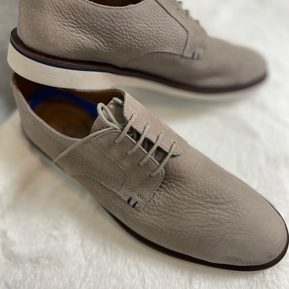 Clarks Collection Men’s Oxford Dress Shoes – Gray Leather, Size 12W (EU 46) - Picture 4 of 6